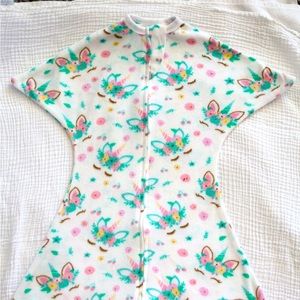 Like new Sleeping Baby fleece Zipadee-Zip unicorn print size small (4m-8m)
